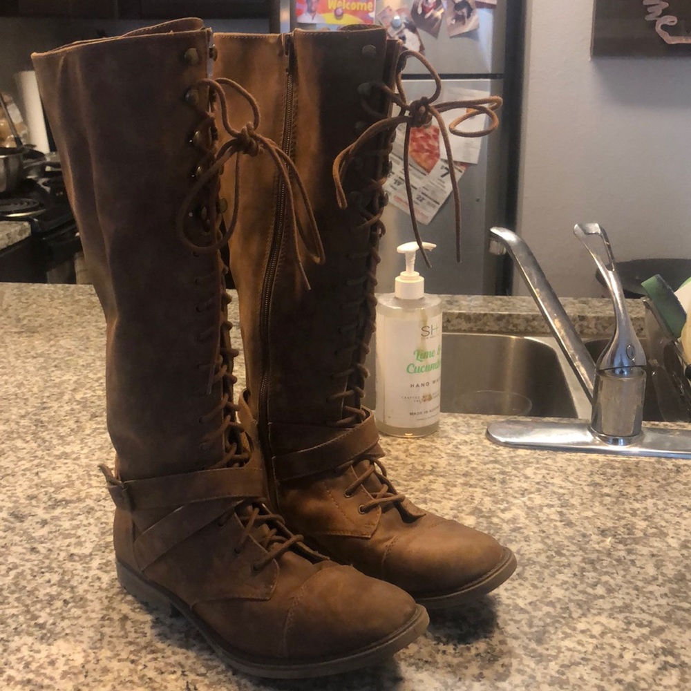 Riding boots